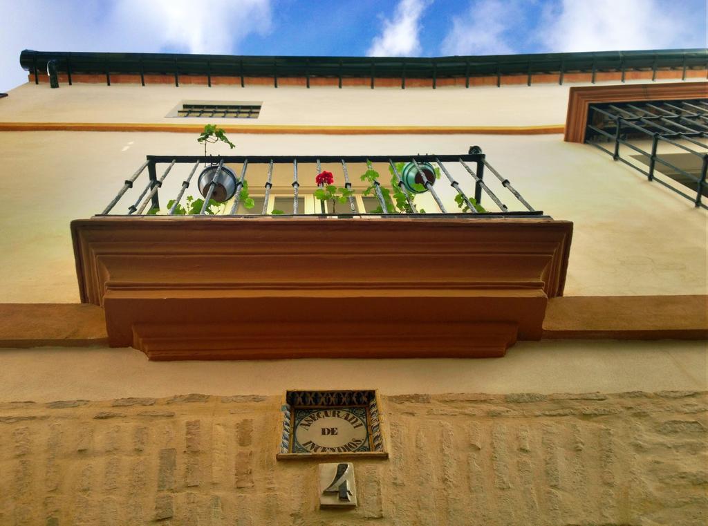 Hotel Boutique Casas De Santa Cruz Seville Luaran gambar