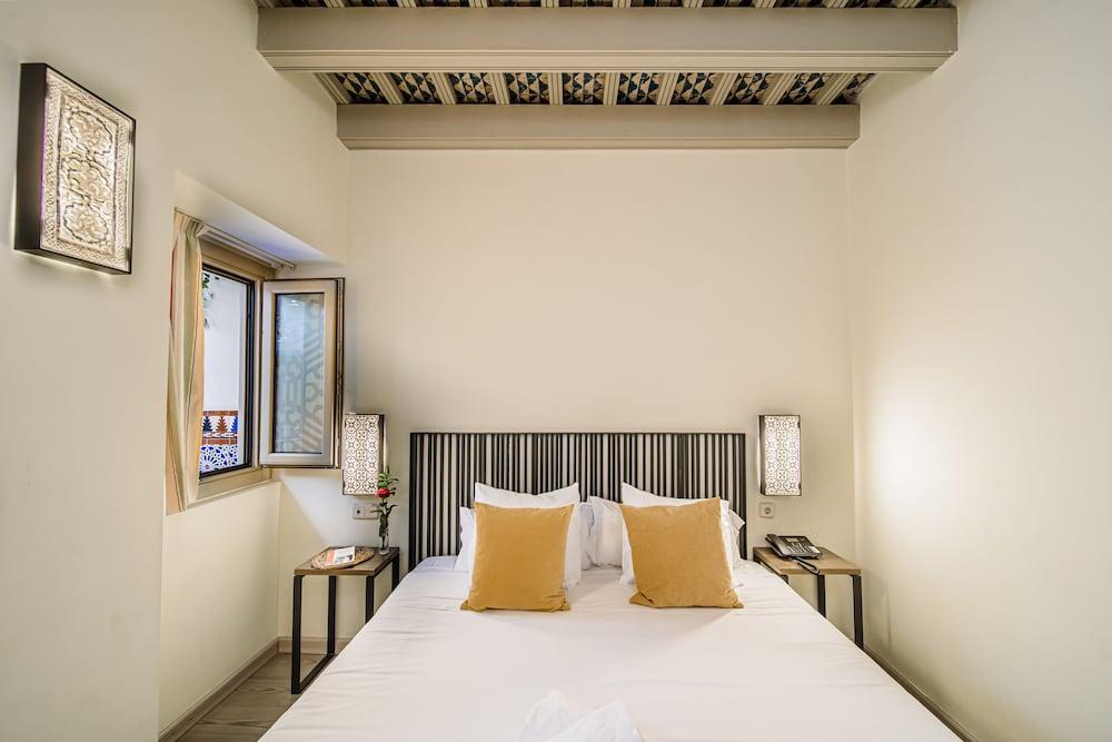 Hotel Boutique Casas De Santa Cruz Seville Luaran gambar