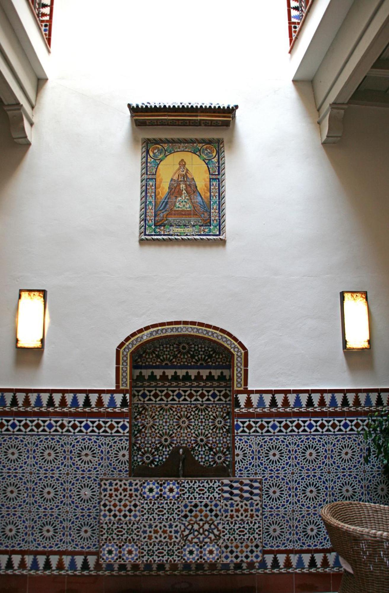 Hotel Boutique Casas De Santa Cruz Seville Luaran gambar